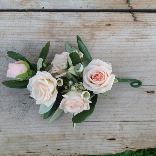 Buttonholes and Corsages Beginner 101 - 4 week course starts 9th May 2024  £110